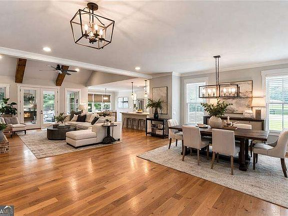 3rd image of 3511 Reavis Mountain 2 Rd