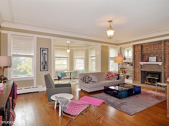 2nd image of 5424 N Wayne Ave #2