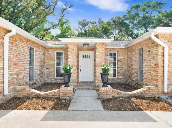 302 Teakwood Cir, Pensacola, FL 32506