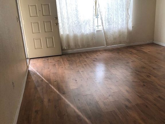 2nd image of 6011 Wilkinson St