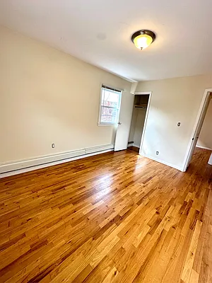 Rented by Luxian International Realty LLC | media 17