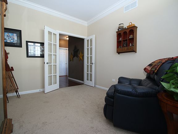 2nd image of 455 Cardinal Ln