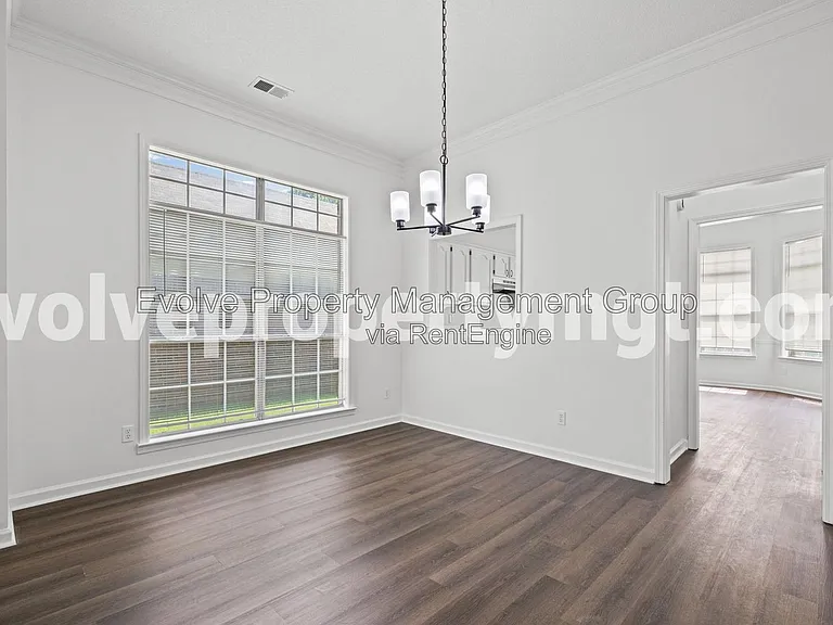 330 Bendigo Dr — Photo 7