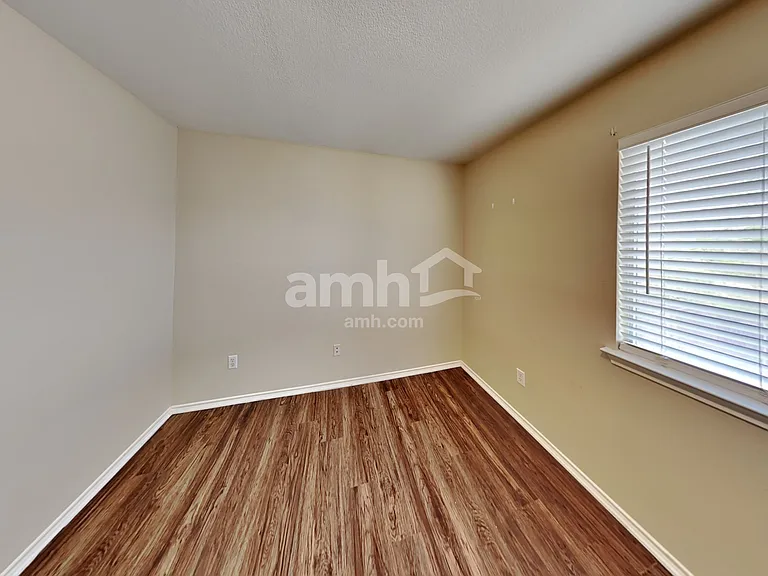 1011 Aiken Dr — Photo 20