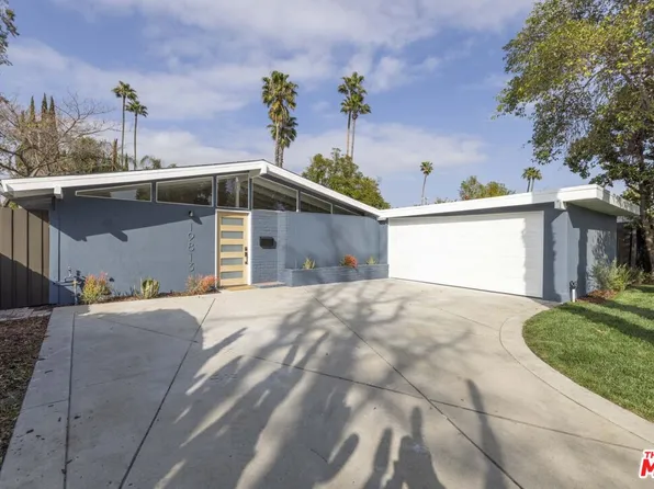19813 Gilmore St, Woodland Hills, CA 91367