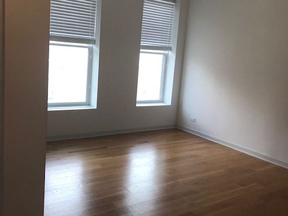 3rd image of 1800 S Ashland Ave APT 304