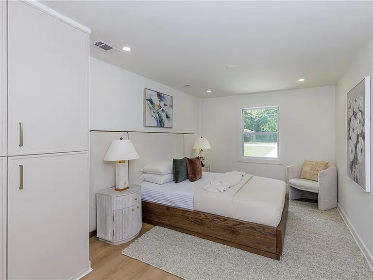 3026 Brook Dr — Photo 15