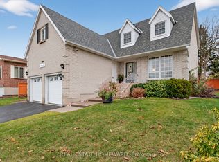 887 Woodside Dr W, Kingston, ON K7P 1T1