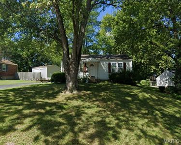 605 Larkin Ave, Saint Louis, MO, 63135