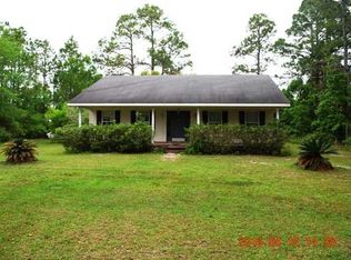 71 Marks St, Apalachicola, FL 32320