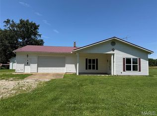 3285 Best Rd, Farmington, MO 63640