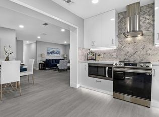 869 NE 4th Ct, Deerfield Beach, FL 33441