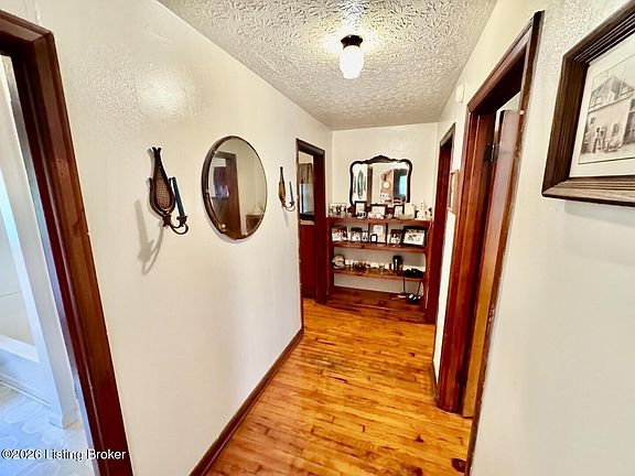 5th image of 1232 Perryville Rd