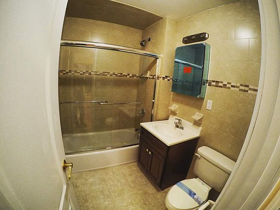 5th image of 73 Bay 28th St #3