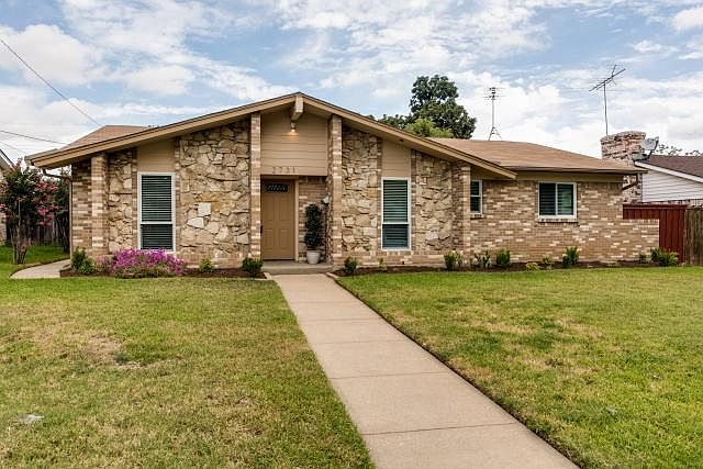1st image of 2731 Starcrest Ln