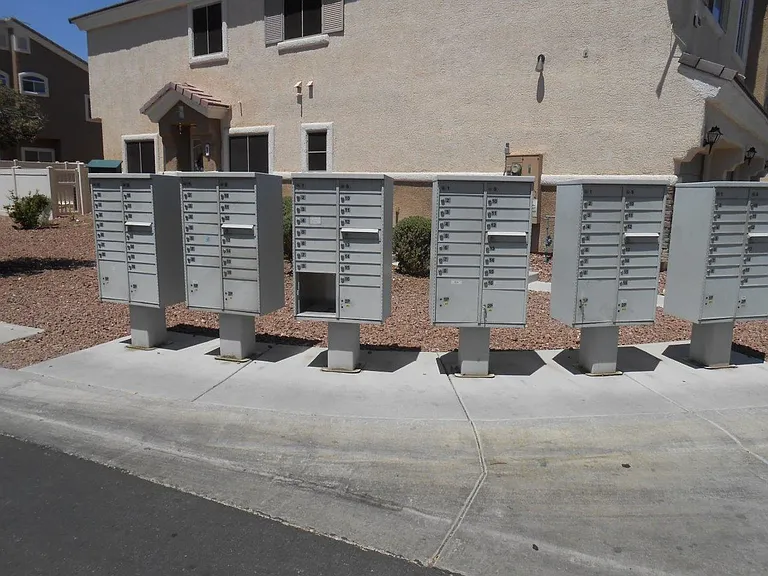 3516 Hazelnut Pine Pl #2 — Photo 31