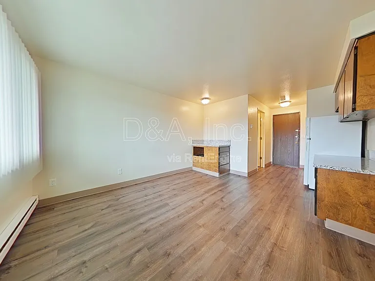 697 Jefferson St SE #5 — Photo 5