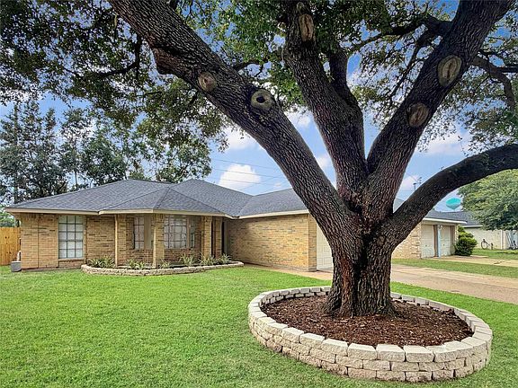 2nd image of 6535 Bellfield Manor Ln