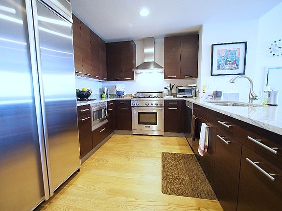 4th image of 240 E Illinois St APT 2504