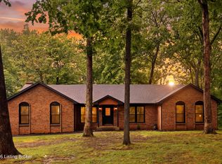 360 Rockwood Ln, Mount Washington, KY 40047