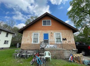 613 E Buttles St, Midland, MI 48640