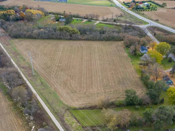 Lt1 SLEEPY HOLLOW ROAD, West Bend, WI 53090