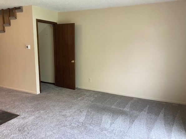 1911 West 37th Street, 1911 W 37th St, Kearney, NE 68845