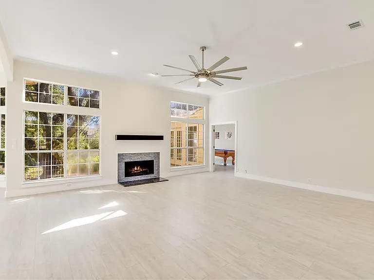 207 Tellus St — Photo 5
