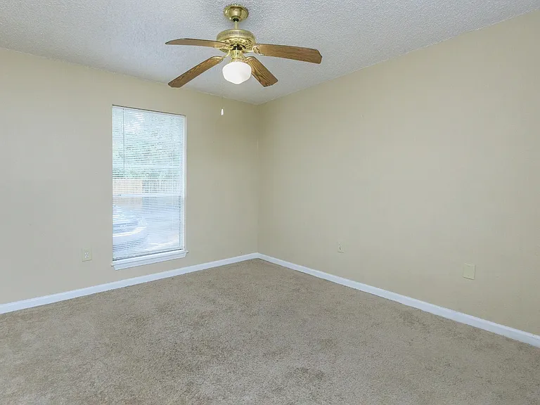 118888 Old Hammond Hwy — Photo 9