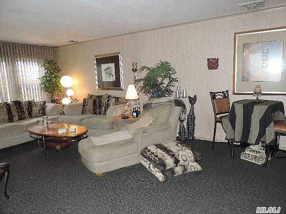 4th image of 80 Brentwood Ln
