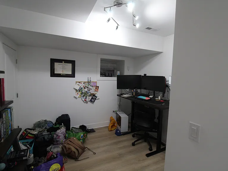 1544 N Bosworth Ave #G — Photo 7