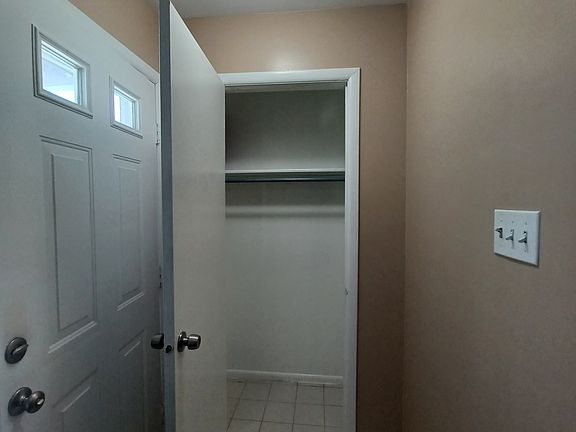 2nd image of 299 London Ct