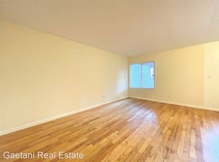 994 Capp St APT 2, San Francisco, CA 94110