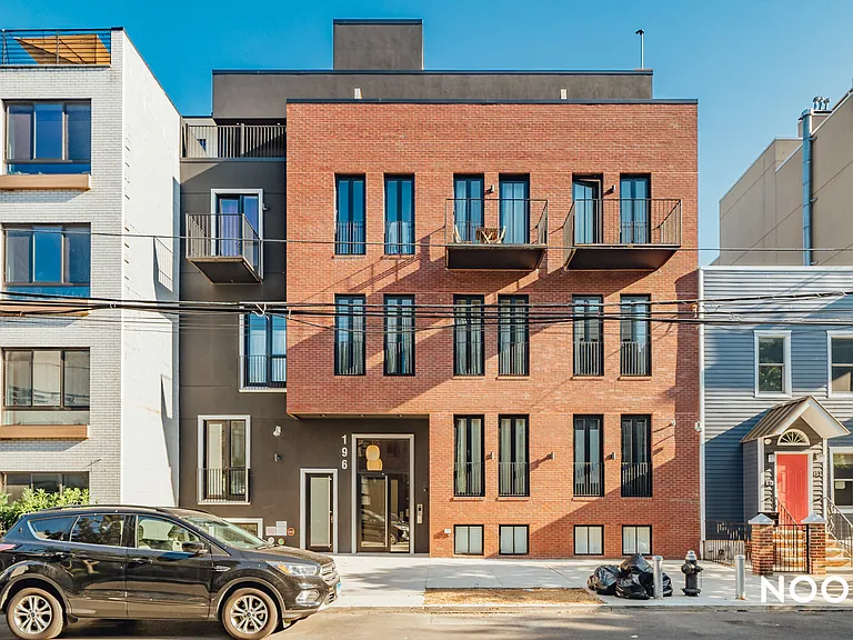 196 Freeman St #1C — Photo 14