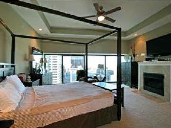 4th image of 1101 Walnut St Unit 2006