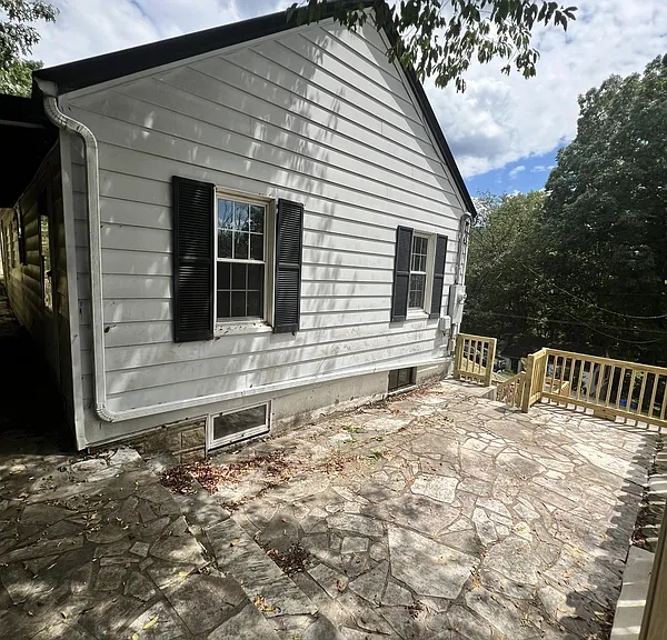 1219 East Dr — Photo 12