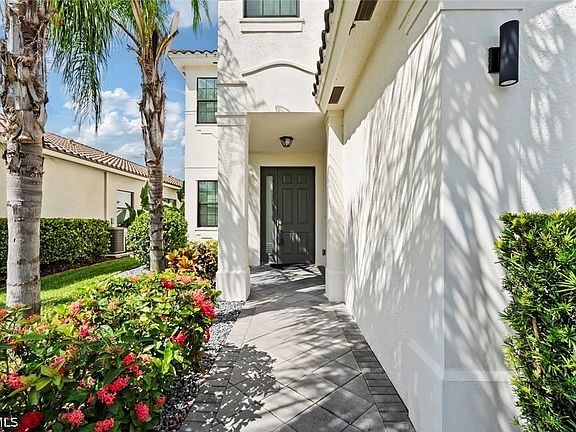 5th image of 11604 Meadowrun Cir