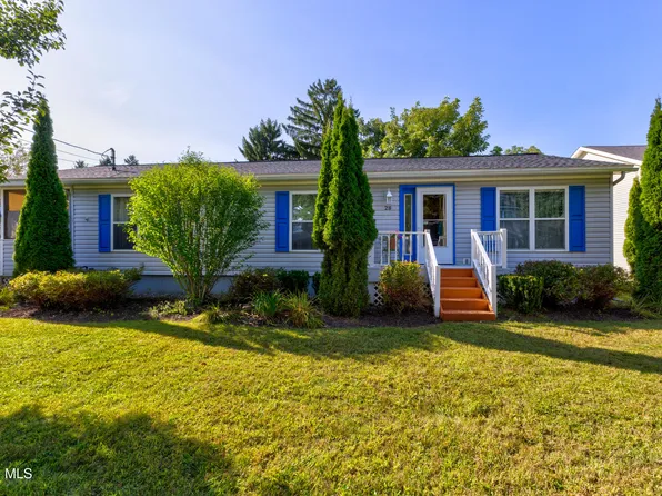 28 Henry Street, Glens Falls, NY 12801