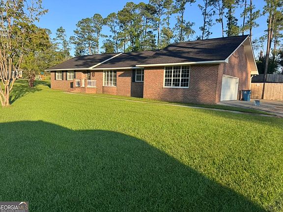 2nd image of 805 Mitchell Dr