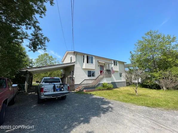 606 Rambler St, Petersburg, AK 99833