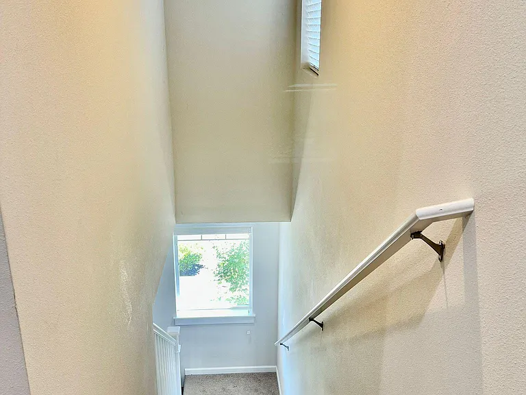 1411 192nd Pl SE — Photo 3