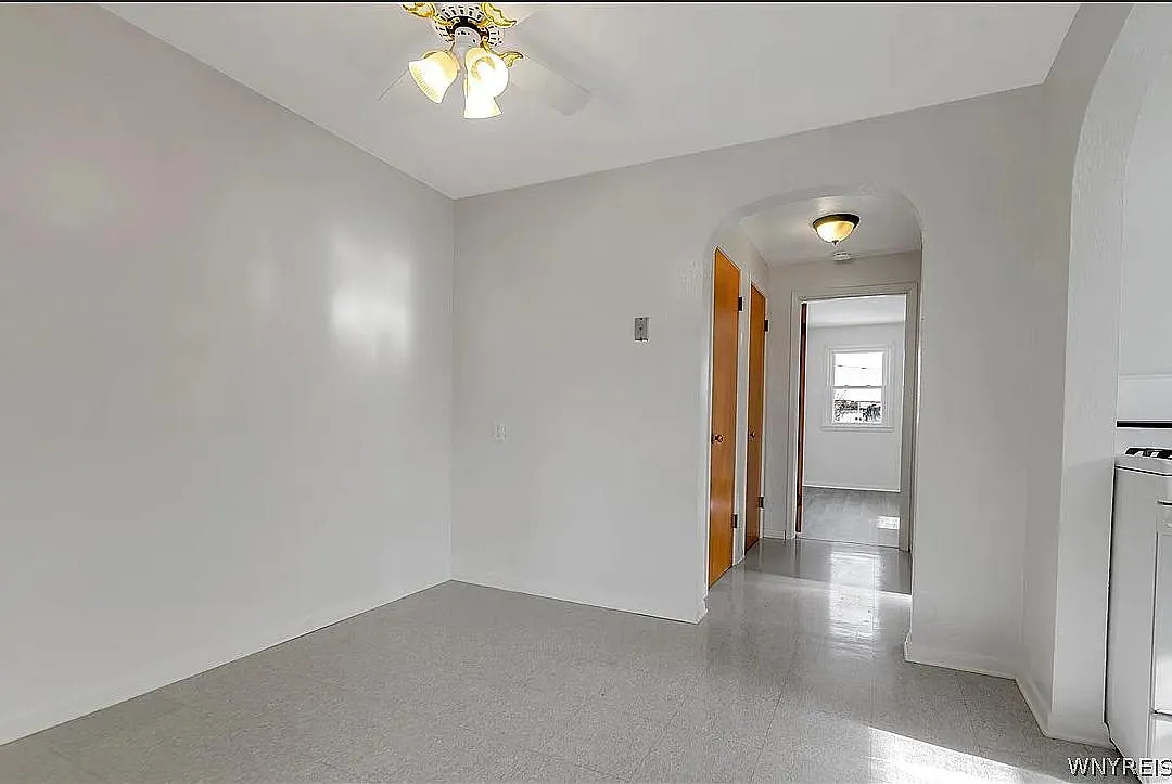 3455 James Ave — Photo 2