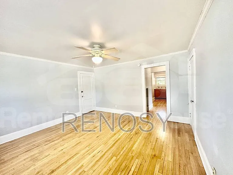 2300 Beaver Ave #4 — Photo 4