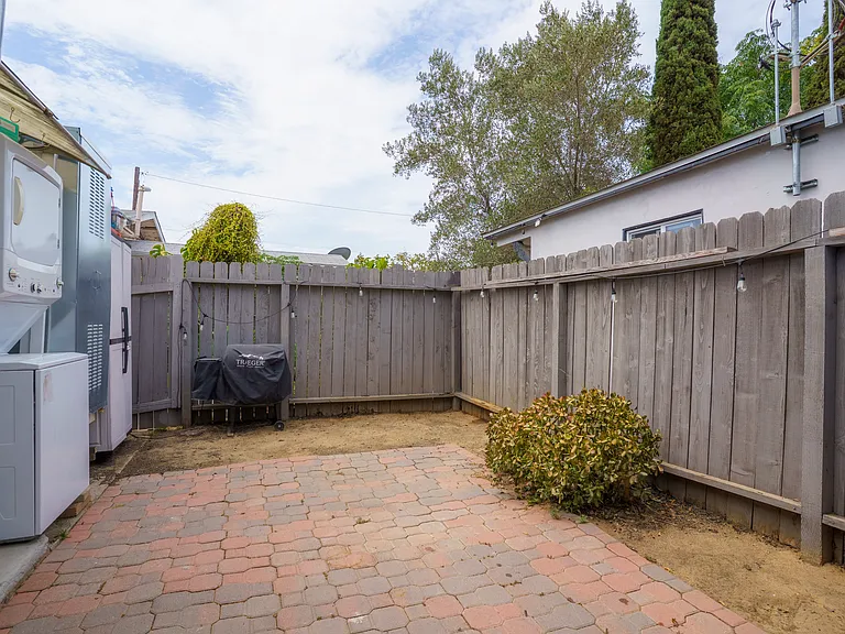 4336 Wilson Ave — Photo 23