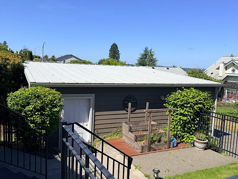 1607 Nisqually St — Photo 10