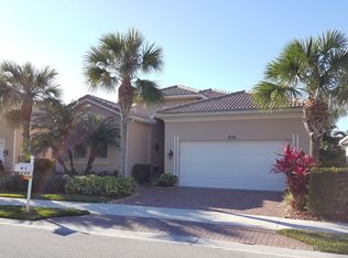 232 Glen Eagle Cir, Naples, FL 34104