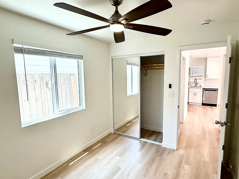 4636 Muir Ave #1 — Photo 11