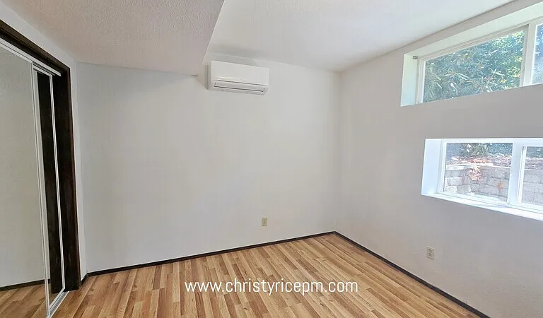 13709 SE 23rd St — Photo 4