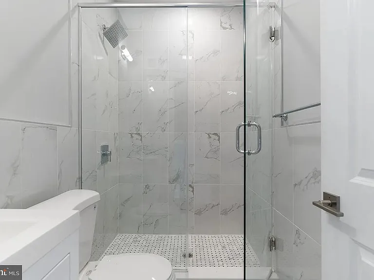 2101 E Huntingdon St #3 — Photo 7