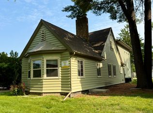 424 E Bloomington St, Iowa City, IA 52245